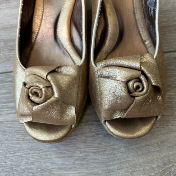 Sofft Gold Metallic Espadrilles Wedge Open Toe - Picture 4 of 16